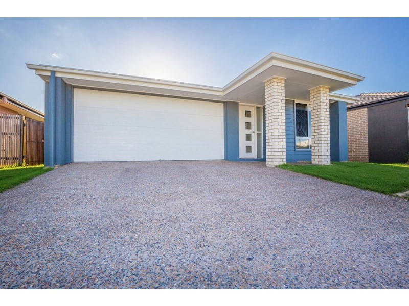 9 Kalgoorlie St, Pimpama QLD 4209