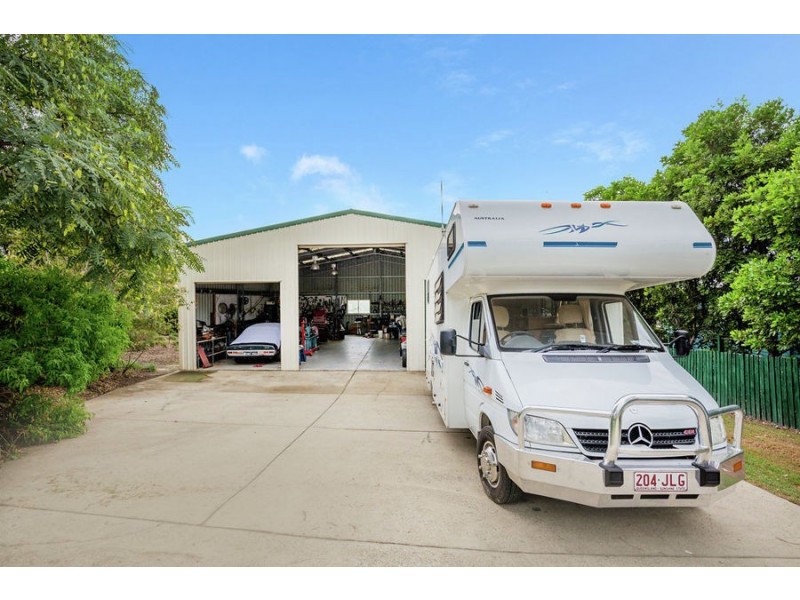 2 Hoopla Hannah Court, Yatala QLD 4207