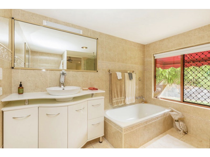 2 Hoopla Hannah Court, Yatala QLD 4207