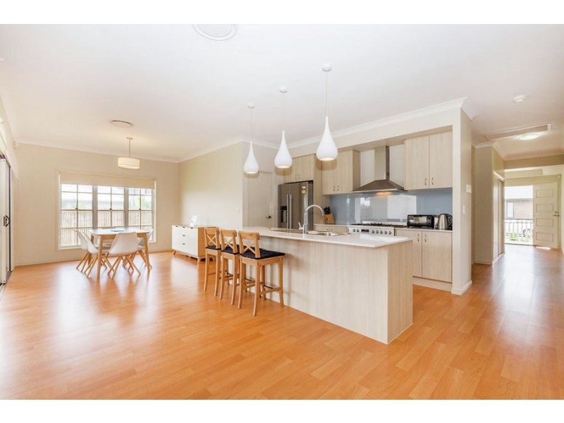 1 Warrabah Close, Pimpama QLD 4209