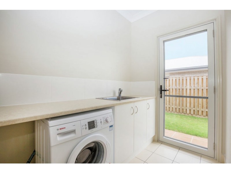 1 Warrabah Close, Pimpama QLD 4209