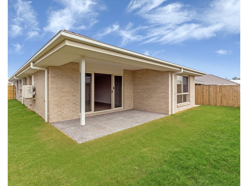 15 Augusta Boulevard, Pimpama QLD 4209