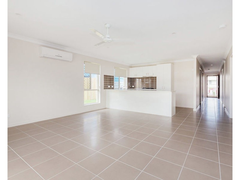 15 Augusta Boulevard, Pimpama QLD 4209