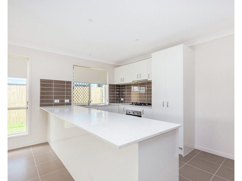 15 Augusta Boulevard, Pimpama QLD 4209