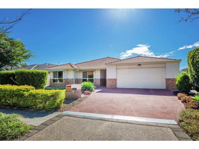 15 Eton Drive, Oxenford QLD 4210