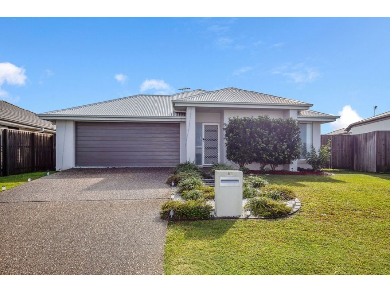 43 Tiffany Way, Pimpama QLD 4209