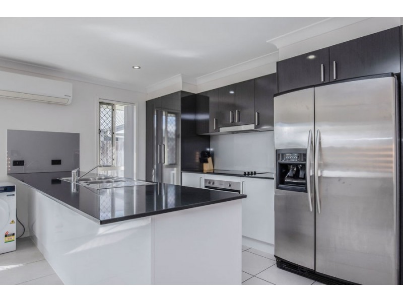 43 Tiffany Way, Pimpama QLD 4209