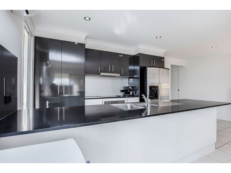 43 Tiffany Way, Pimpama QLD 4209