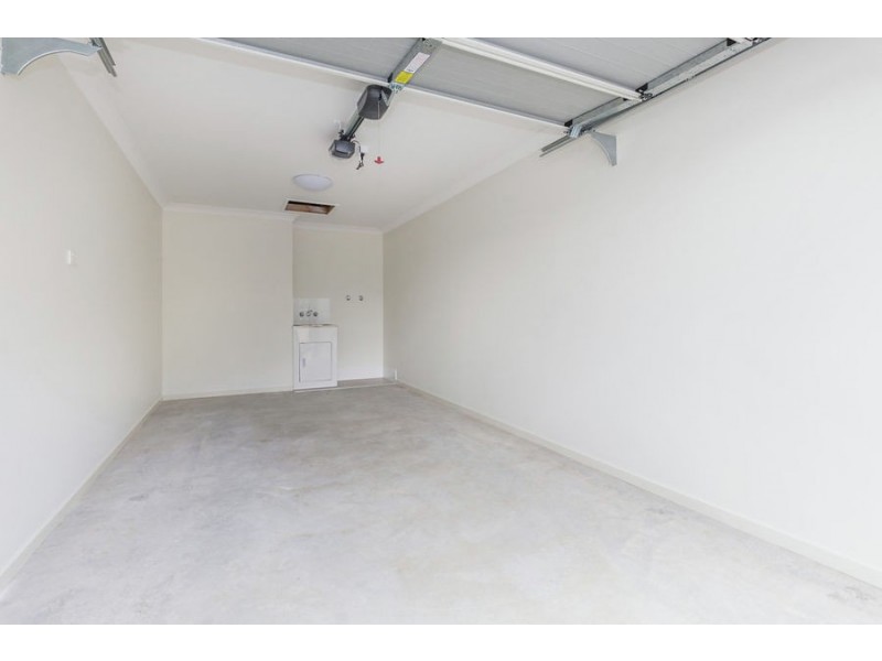 1/1 Moonlight Lane, Coomera QLD 4209