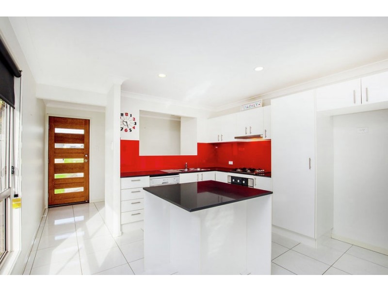 33 Collingrove Circuit, Pimpama QLD 4209