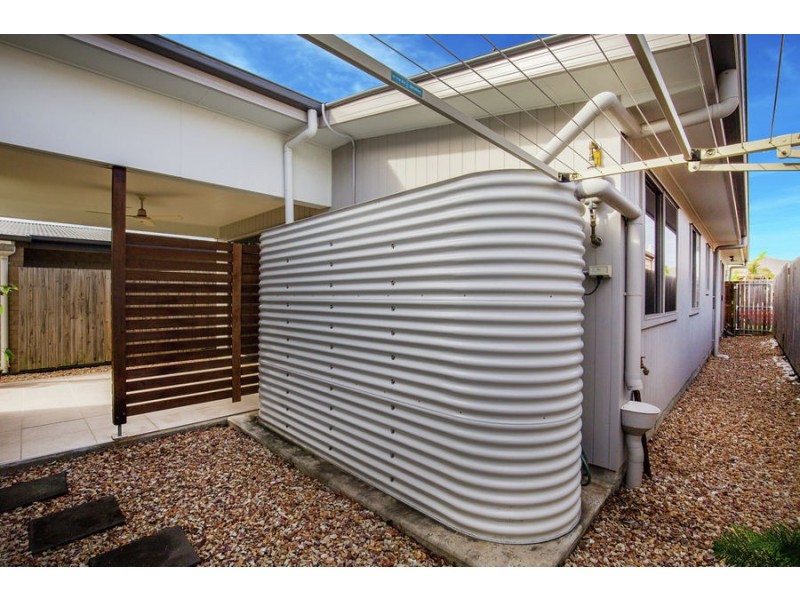 33 Collingrove Circuit, Pimpama QLD 4209