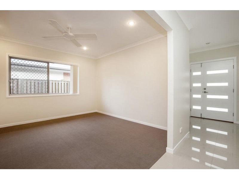 22 Antonio Place, Coomera QLD 4209