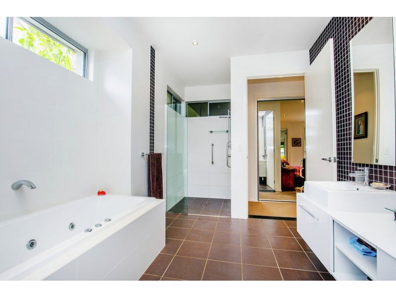 15 Elusive Road, Coomera QLD 4209