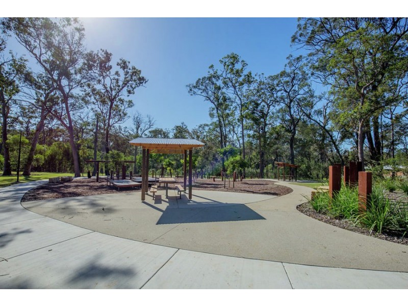 15 Paperbark Crescent, Coomera QLD 4209