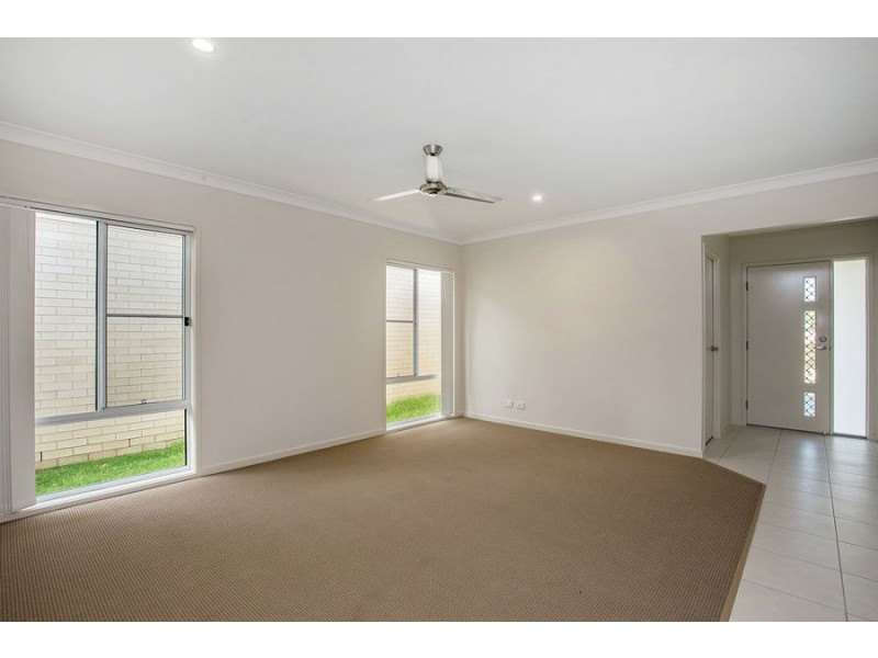 16 Learning St, Coomera QLD 4209