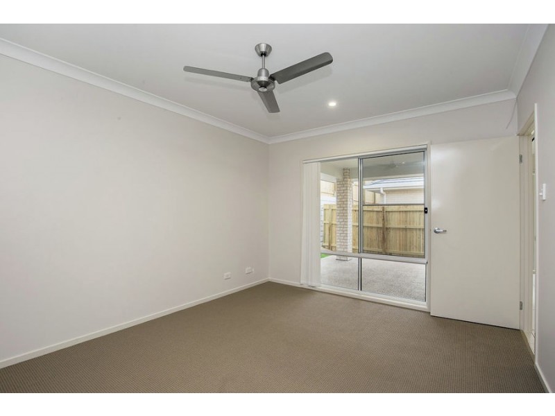 16 Learning St, Coomera QLD 4209