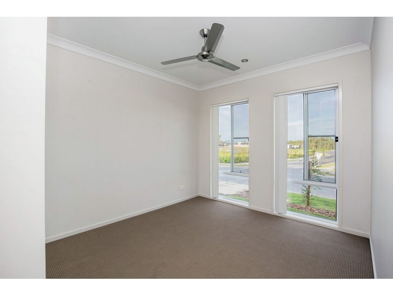 16 Learning St, Coomera QLD 4209