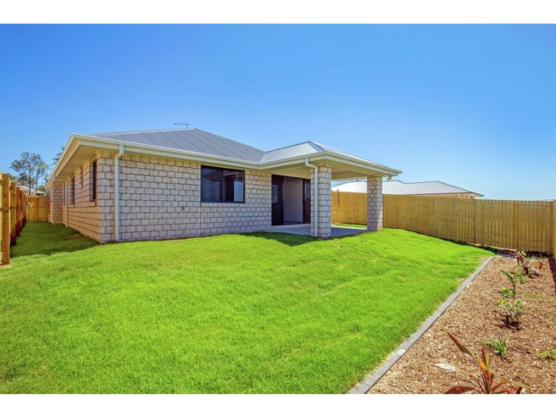 10 McWilliam St, Pimpama QLD 4209