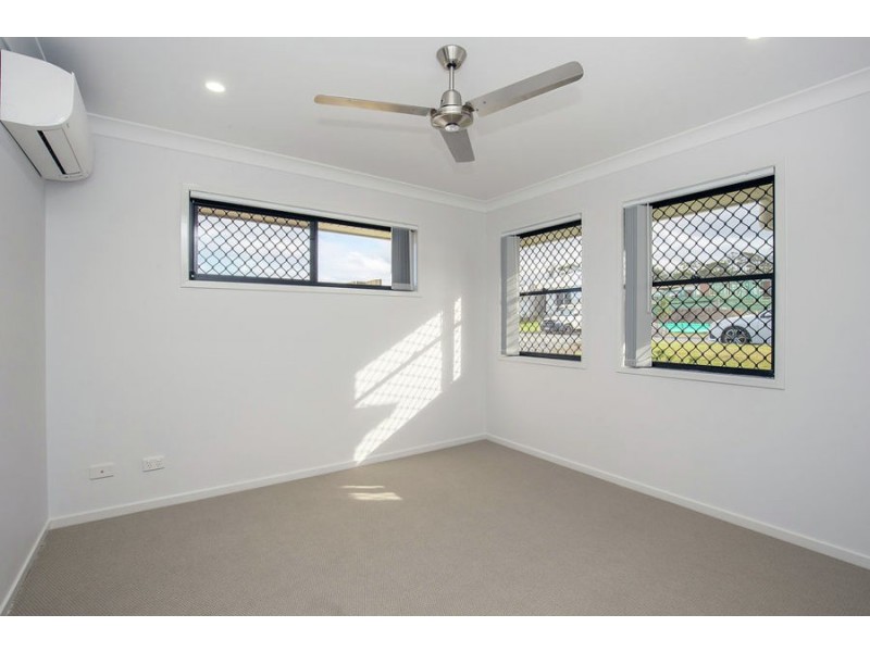 10 McWilliam St, Pimpama QLD 4209