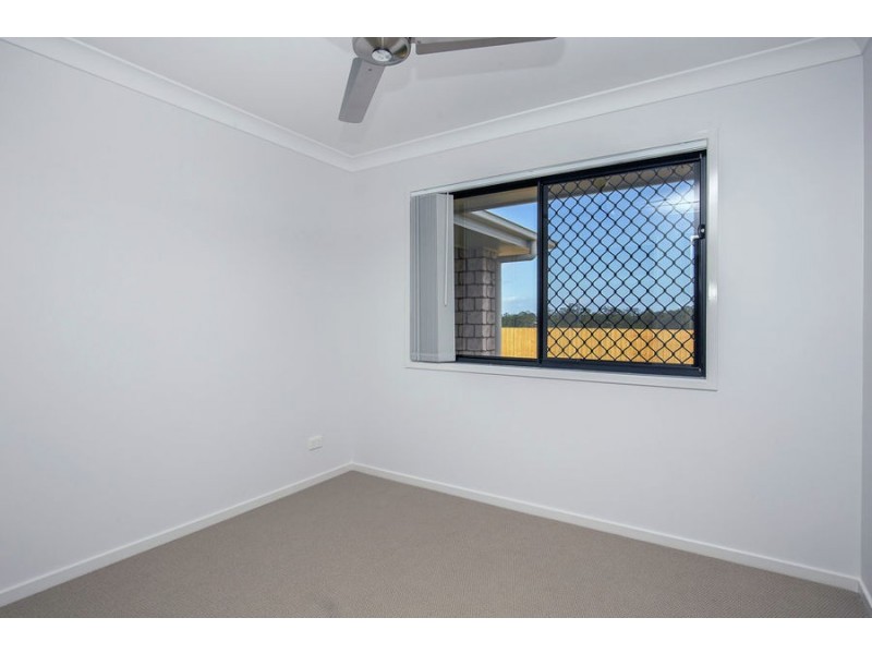 10 McWilliam St, Pimpama QLD 4209