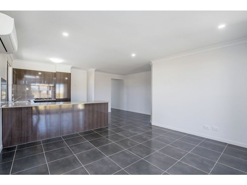 26 Greenwich Ave, Pimpama QLD 4209