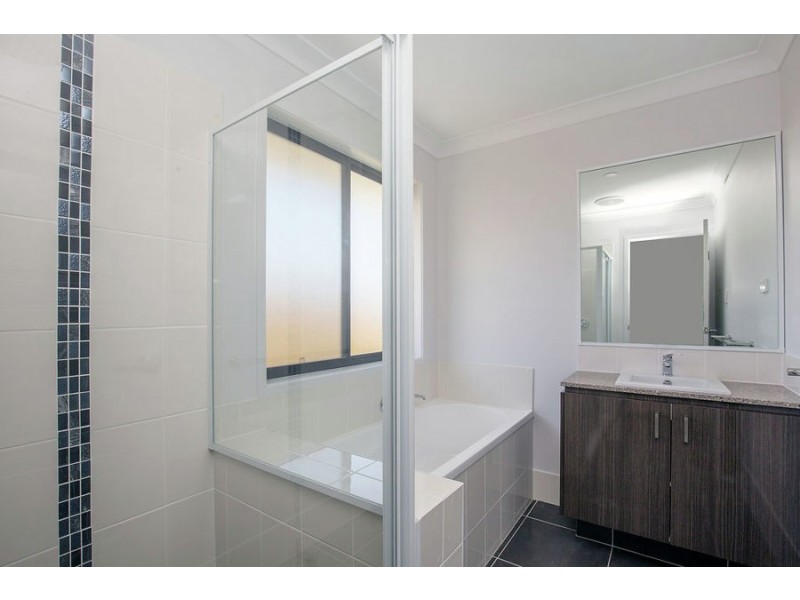 26 Greenwich Ave, Pimpama QLD 4209