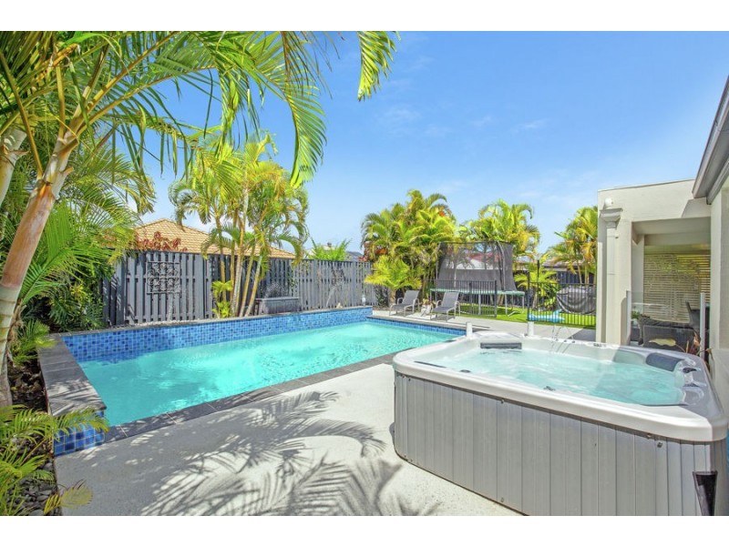 34 Leander Circuit, Oxenford QLD 4210