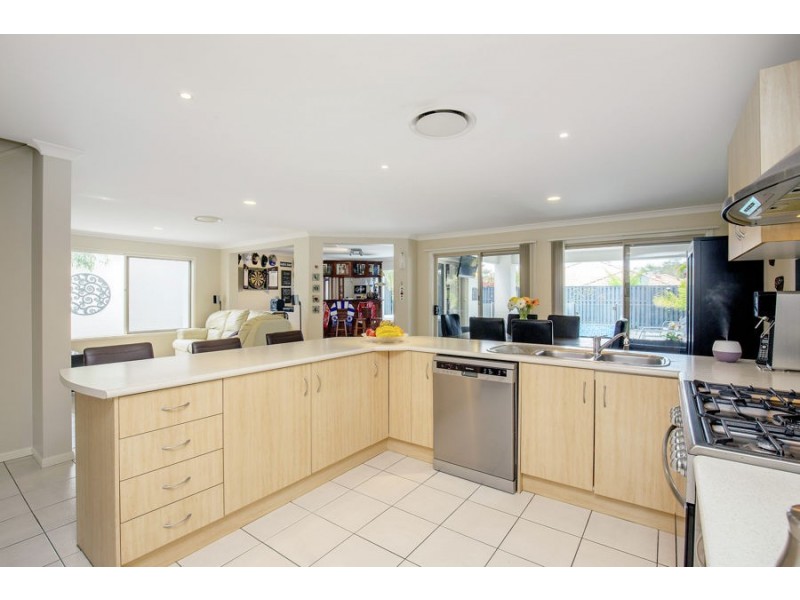 34 Leander Circuit, Oxenford QLD 4210