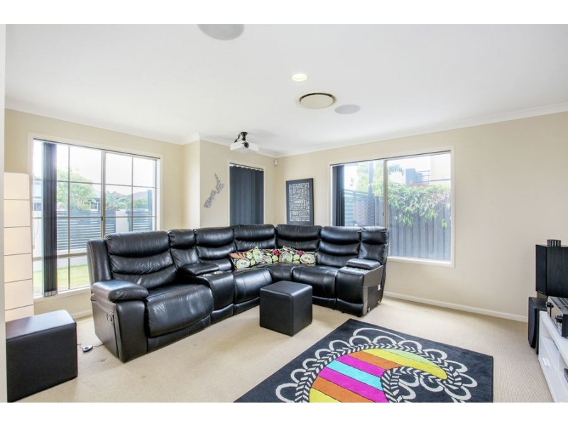 34 Leander Circuit, Oxenford QLD 4210