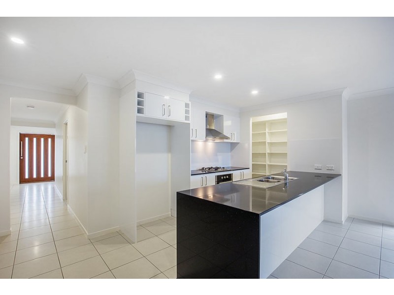 69 Taurus Circuit, Coomera QLD 4209