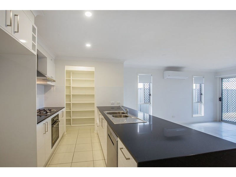 69 Taurus Circuit, Coomera QLD 4209