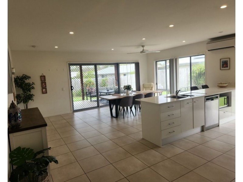 15 Paperbark Crescent, Coomera QLD 4209