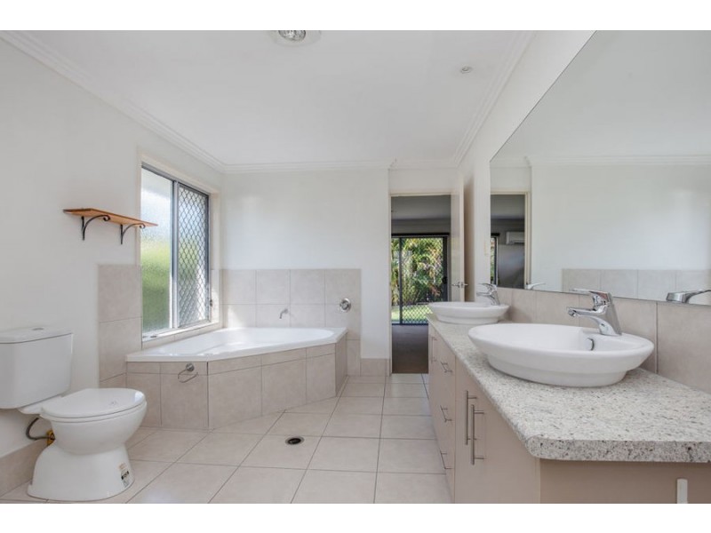 39 Rainbow Circuit, Coomera Waters QLD 4209