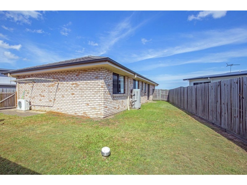 8 Matt Court, Upper Coomera QLD 4209