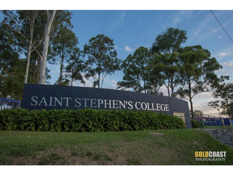 8 Matt Court, Upper Coomera QLD 4209