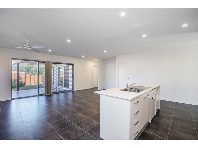 21 King Orchid Circuit, Coomera QLD 4209