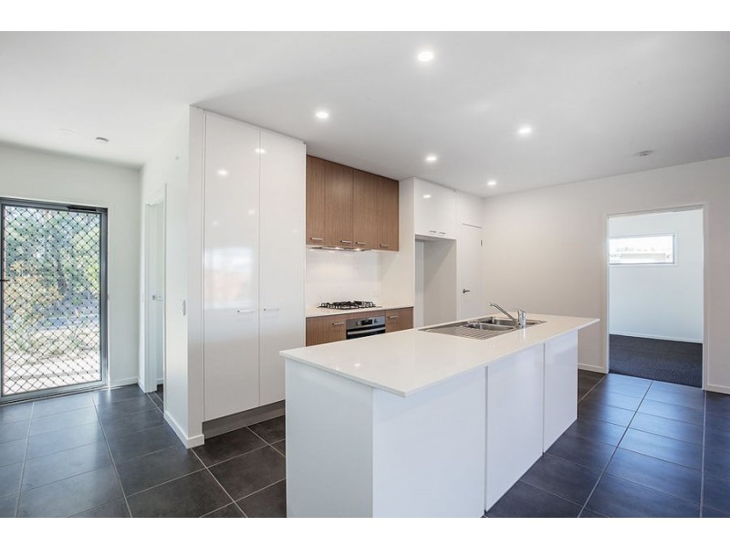 21 King Orchid Circuit, Coomera QLD 4209