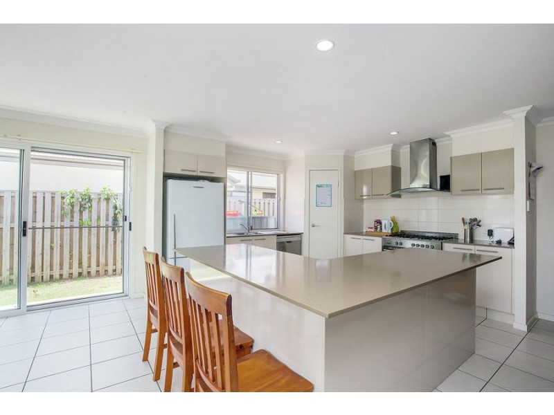7 Severn Street, Coomera QLD 4209