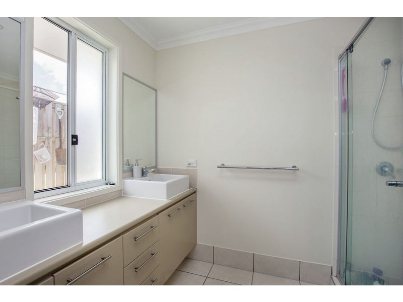 7 Severn Street, Coomera QLD 4209