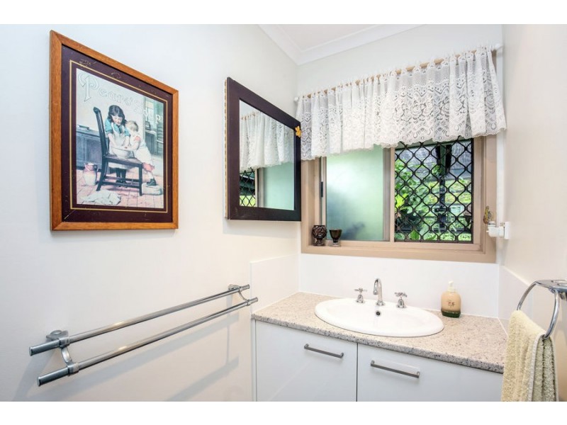 24/9 Quinton Court, Mount Warren Park QLD 4207