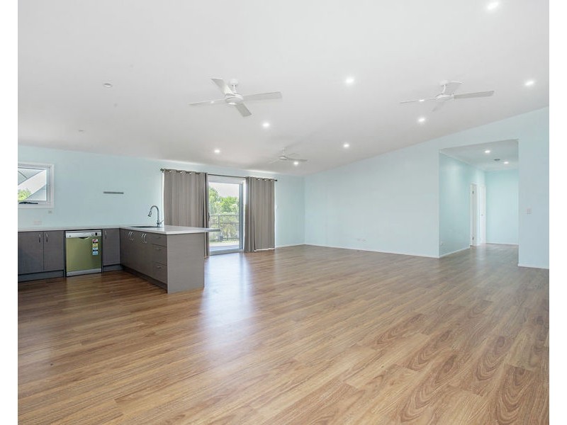 81 Ningaloo Drive, Pimpama QLD 4209