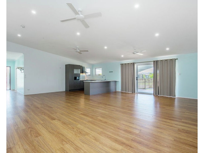 81 Ningaloo Drive, Pimpama QLD 4209