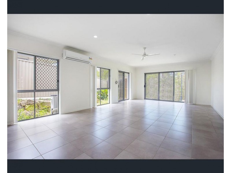 6 Stratus Lane, Coomera QLD 4209