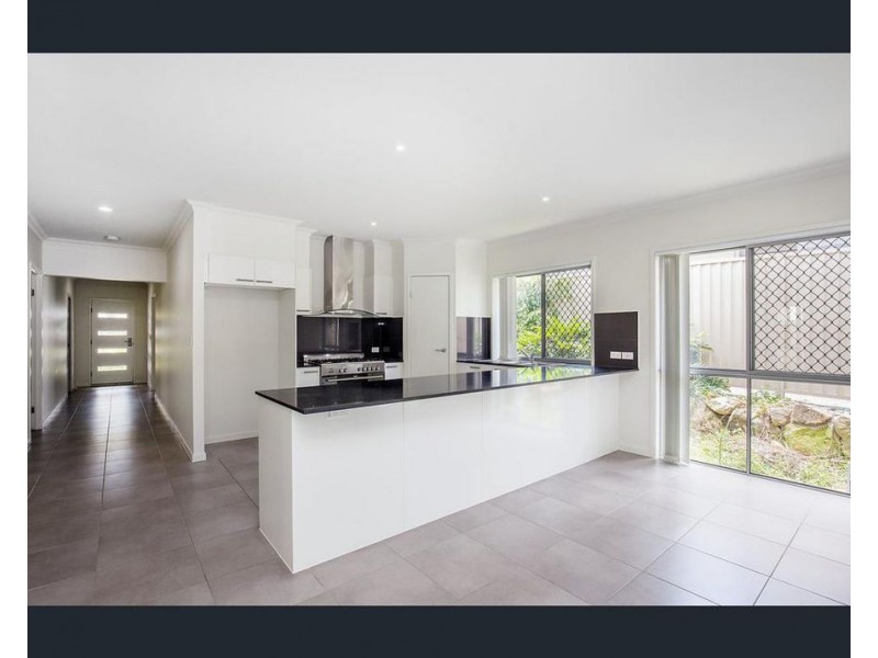 6 Stratus Lane, Coomera QLD 4209