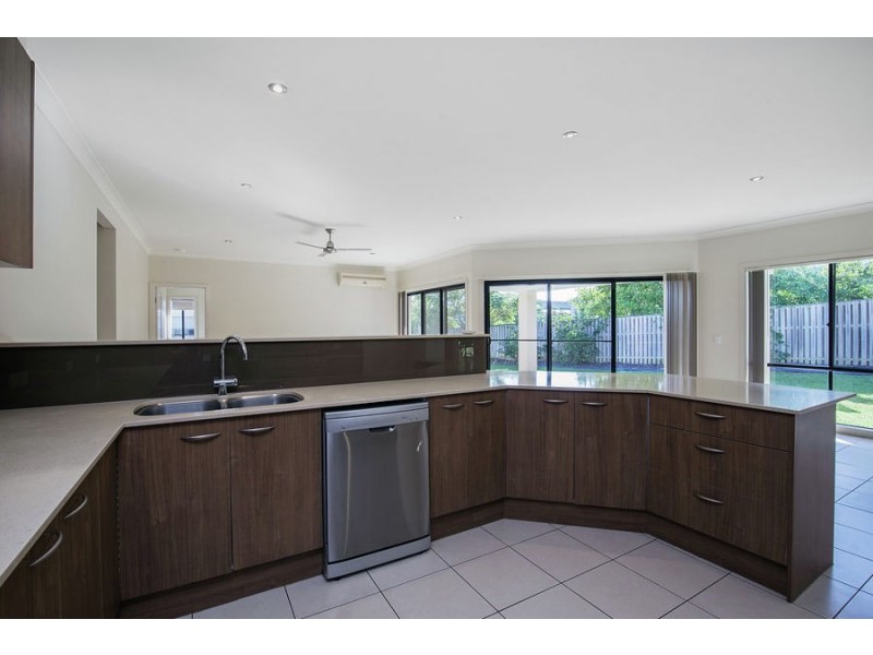 13 Picnic Creek Drive, Coomera QLD 4209