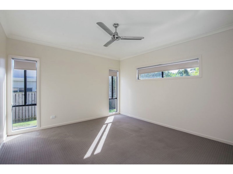 13 Picnic Creek Drive, Coomera QLD 4209