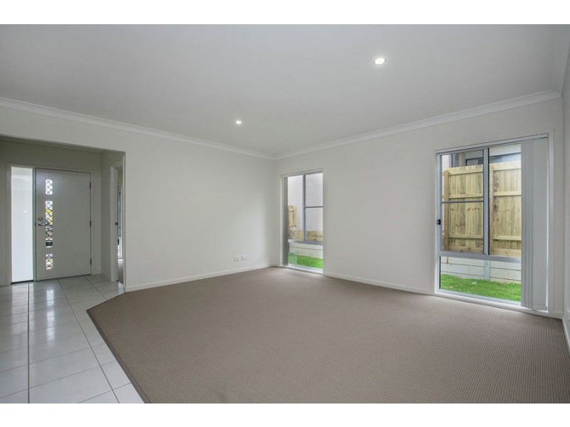 30 Tribeca Circuit, Coomera QLD 4209