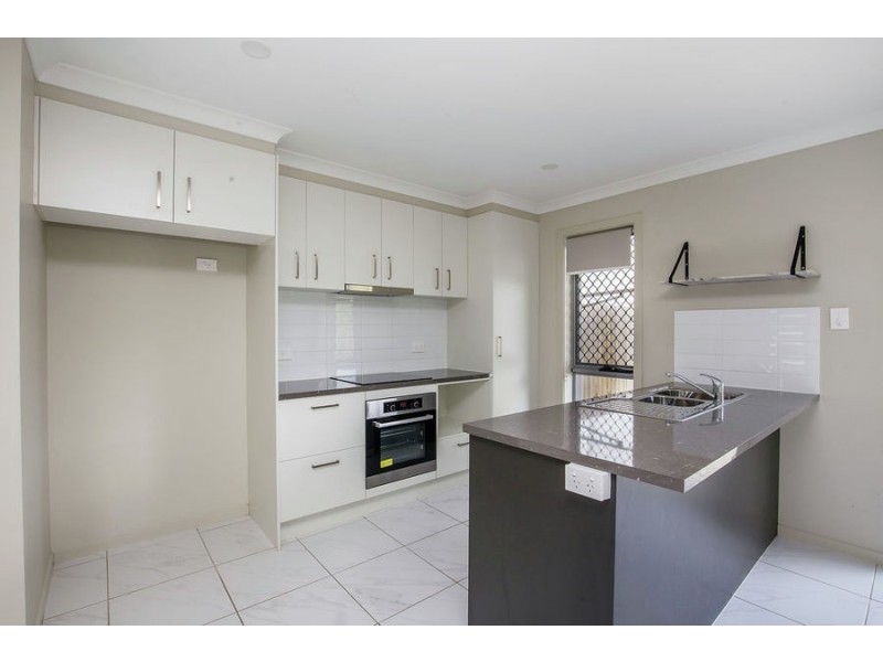 4/32 Denham Circuit, Willow Vale QLD 4209