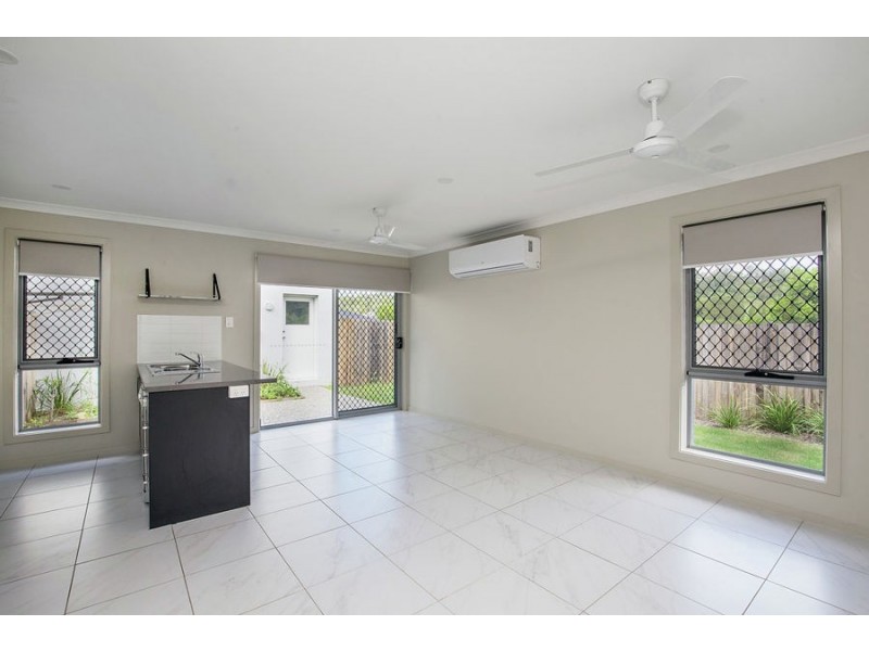4/32 Denham Circuit, Willow Vale QLD 4209