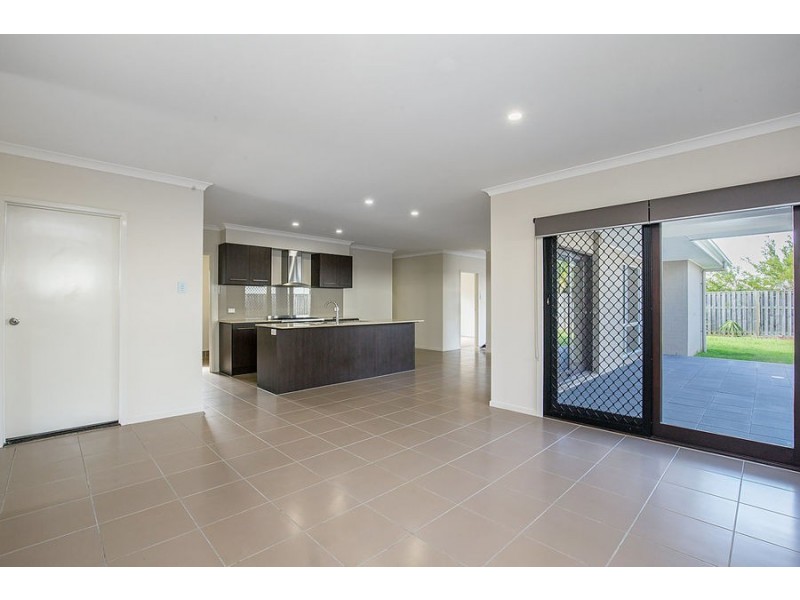 22 Pamphlet Lane, Coomera QLD 4209